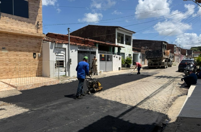Operação Tapa-Buraco restaura 306 ruas de Maceió em abril 