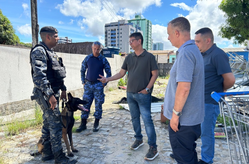 Segurança Cidadã recebe cão farejador do canil de Palmeira dos Índios