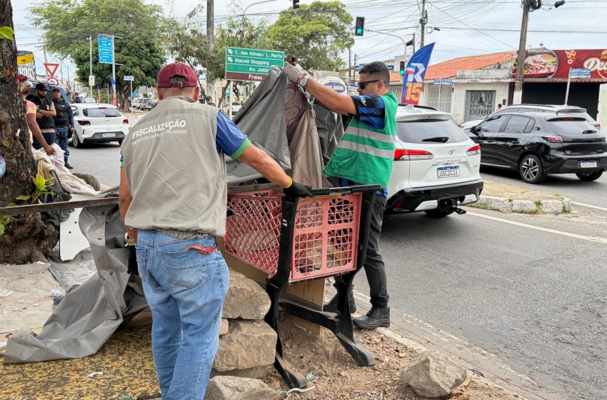 Segurança Cidadã remove estruturas irregulares em três pontos de Maceió