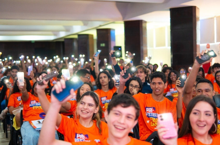 Aulão gratuito da Prefeitura de Maceió reúne mais de 800 estudantes em preparação para o Enem