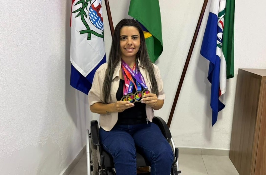 Estagiária da Secretaria de Segurança Cidadã conquista quatro medalhas de ouro na natação