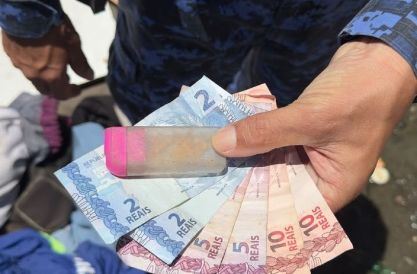 Guarda Municipal prende homem em flagrante por tráfico de drogas, na Levada