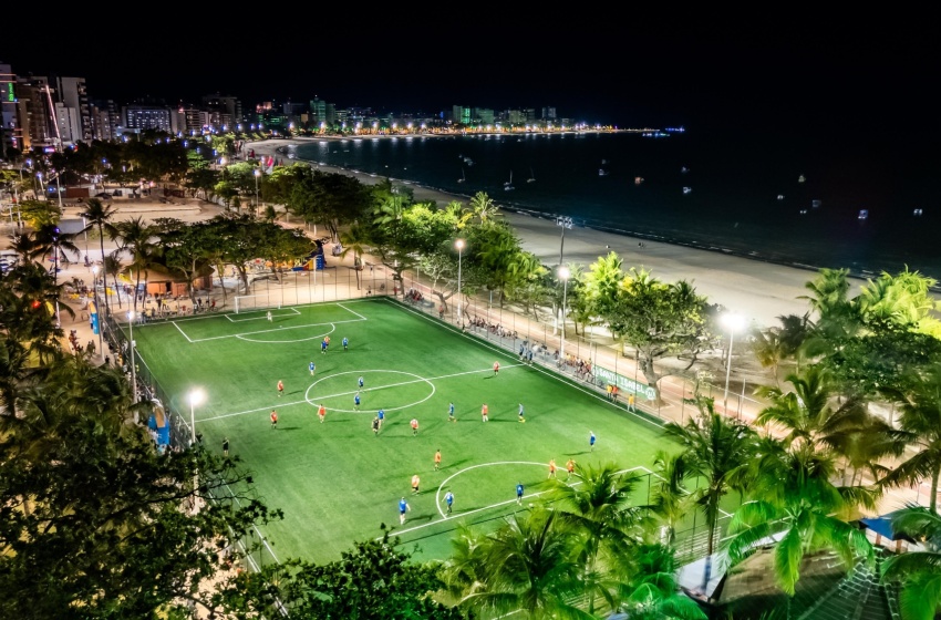 Prefeitura entrega Areninha Pajuçara e resgata espaços de esporte e lazer em Maceió
