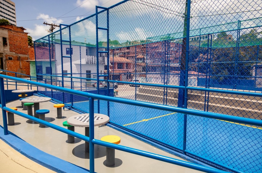 Praça na comunidade do Bolão tem obras de revitalização e requalificação concluídas pelo Brota na Grota
