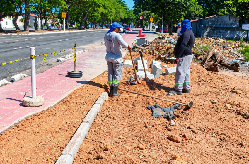 Prefeitura realiza manutenção no calçadão da orla lagunar do Vergel do Lago
