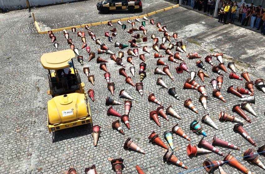 DMTT destrói cones e outros materiais utilizados para reserva indevida de espaço público