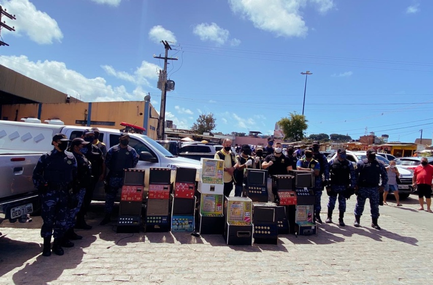 Segurança Comunitária apreende máquinas caça-níqueis no Mercado da Produção
