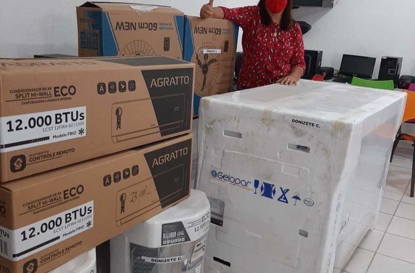 Prefeitura entregou mais de 2 mil novos equipamentos às escolas da rede em 2021