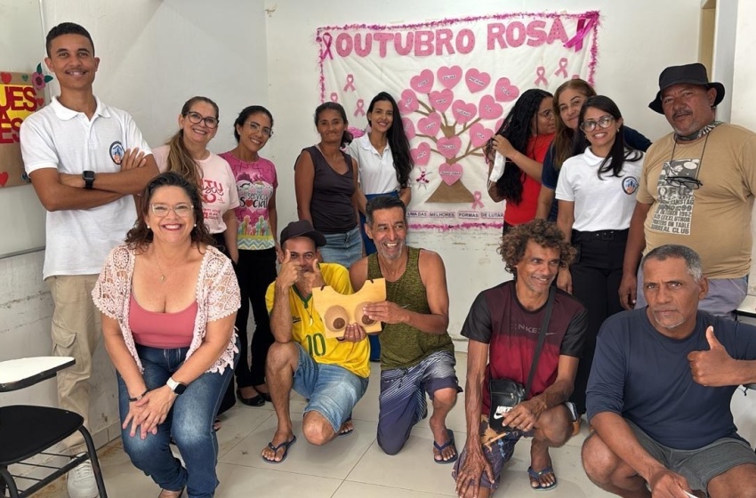 Ação em alusão ao Outubro Rosa beneficia usuários do Centro Pop