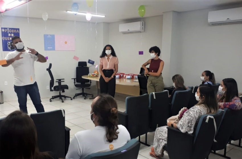 Servidores do Núcleo Ampliado de Saúde da Família participam de oficina do cuidado