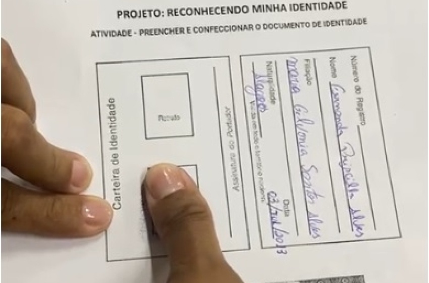 EJAI realiza projeto que estimula a busca pela origem do nome e da identidade do aluno