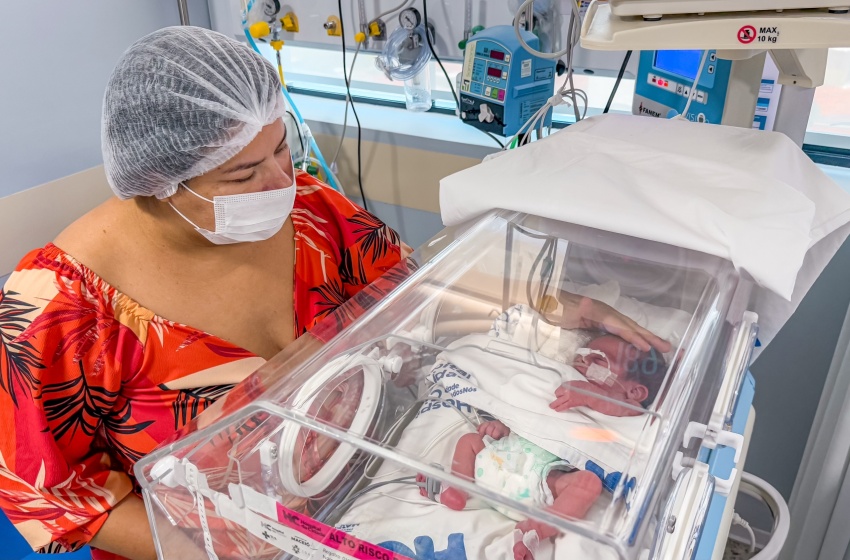 Parto prematuro é tema de ação do Novembro Roxo no Hospital da Cidade