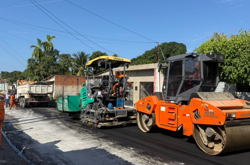 Prefeitura avança com pavimentação de mais duas ruas no Village Campestre II