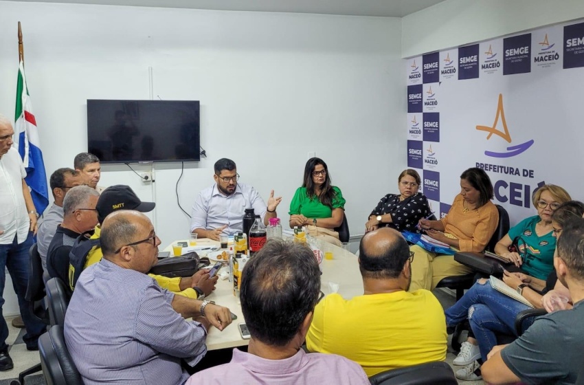 Negociação da data-base segue após reunião entre Secretaria Municipal de Gestão e sindicatos
