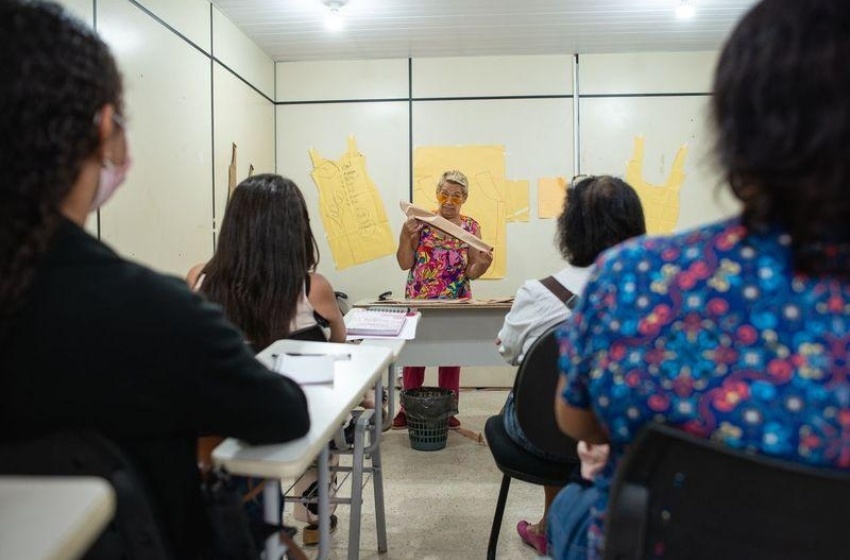 Sine Maceió oferece vagas gratuitas para curso de telemarketing