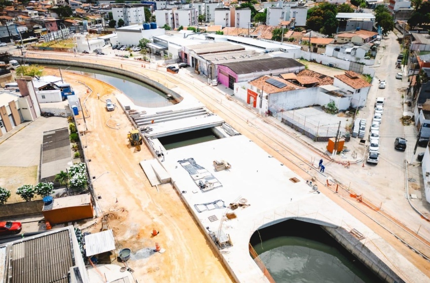 Parque Linear da Av. Humberto Mendes avança com 52% das obras concluídas