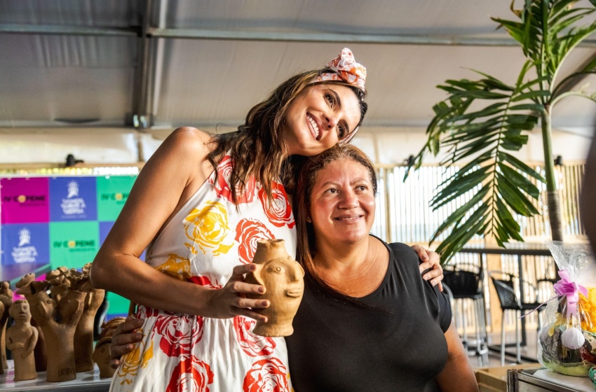 Primeira-dama de Maceió prestigia afroempreendedores no Vamos Subir a Serra e Saurê Palmares