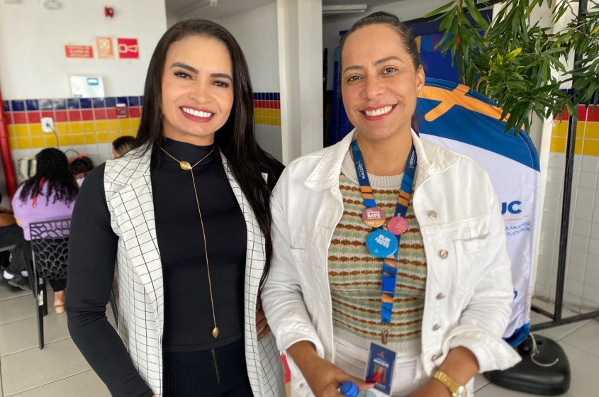 As profissionais Simonide Dionísio Rodrigues e Roseane Bastos destacaram a importância da capacitação para ampliar o preparo das equipes no acolhimento e encaminhamento das mulheres.