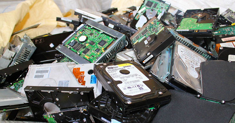 Descartado de forma irregular, lixo eletrônico pode prejudicar a saúde humana e o meio ambiente. Foto: Ascom Sudes